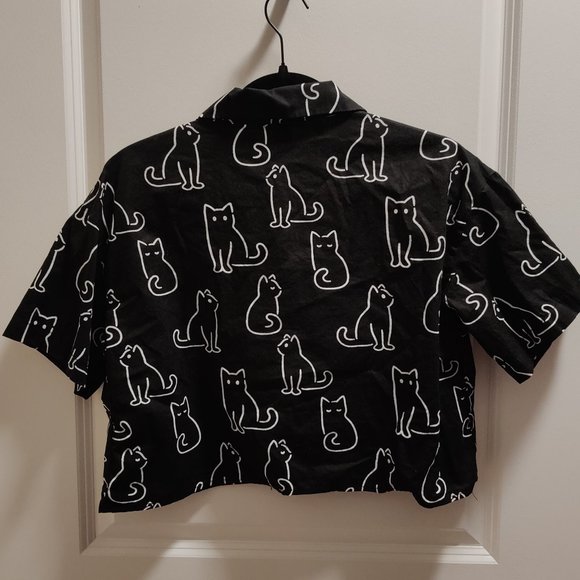 NWOT Cat Crop Top - Picture 2 of 3
